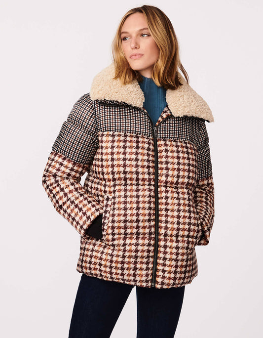 Houndstooth Printed Puffer Jacket, Size Medium, Brown