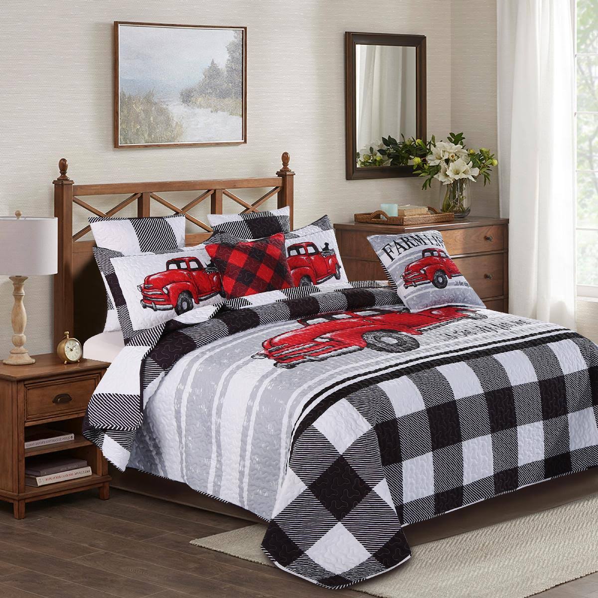 Home Pictorial Farm Life Black & White Plaid Full/Queen Quilt Set