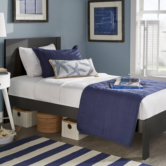 Horizontal Platform Bed Color: White Size: Full