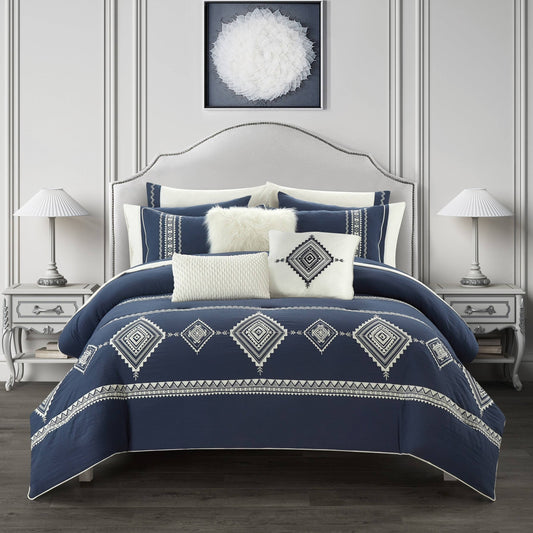 Homes & Gardens Summit 12 Piece Bedding Set, Queen, Black And White Pattern, Polyester
