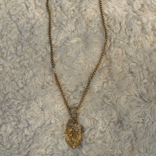 I Smith Accessories | Crystal Lion King 24 Pendent Necklace In Yellow Ion Plated Stainless Steel | Color: Gold | Size: Os | Dammieolorede's