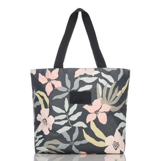 Holo Holo In Eve Tote Bag - Ultimate Beach Essential - Cute Design - Water & Sand Resistant - Oversized -