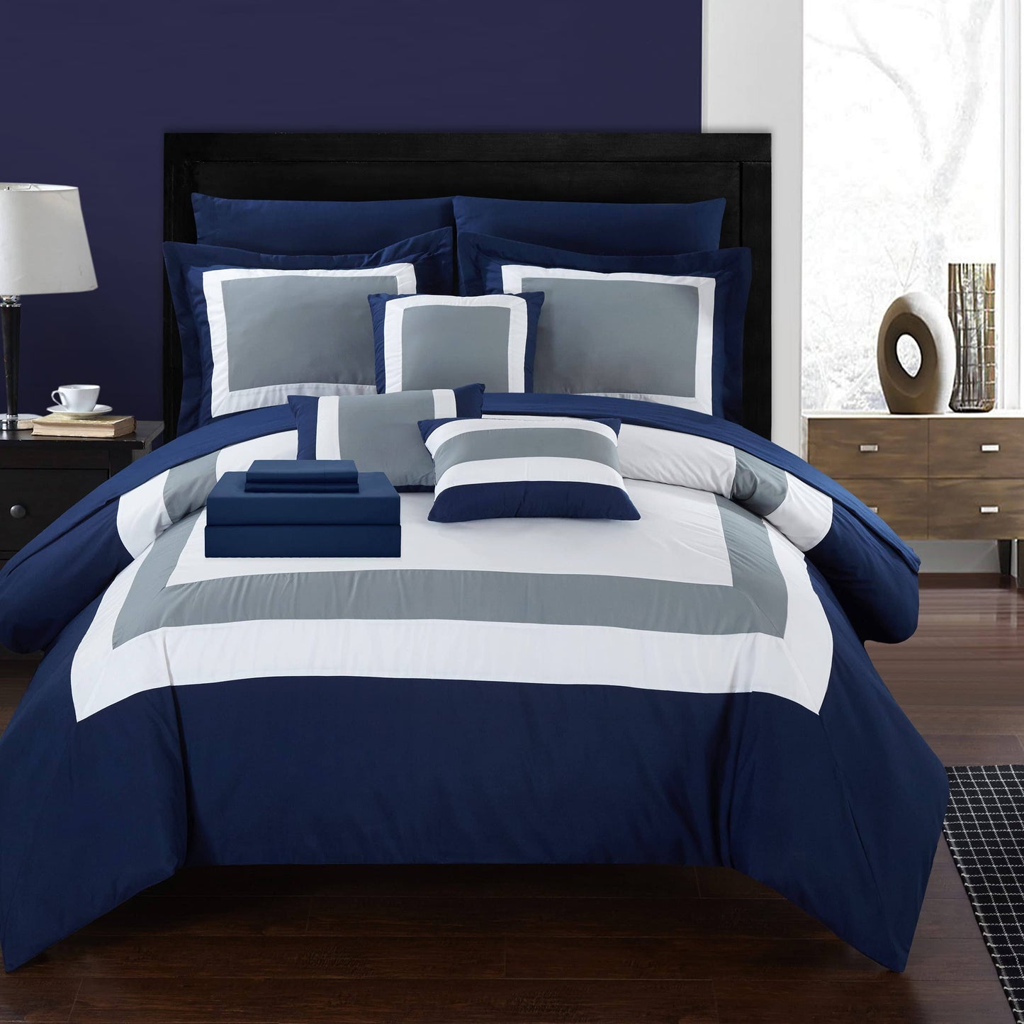 Home Duke 10 Piece Comforter Set; Queen