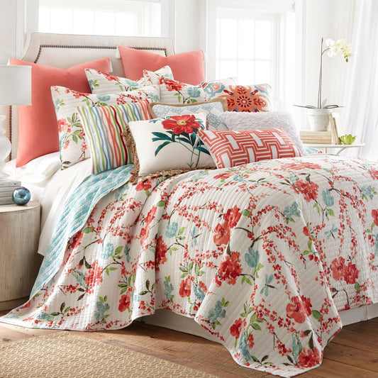 Home Simone Floral King Quilt Set - Coral